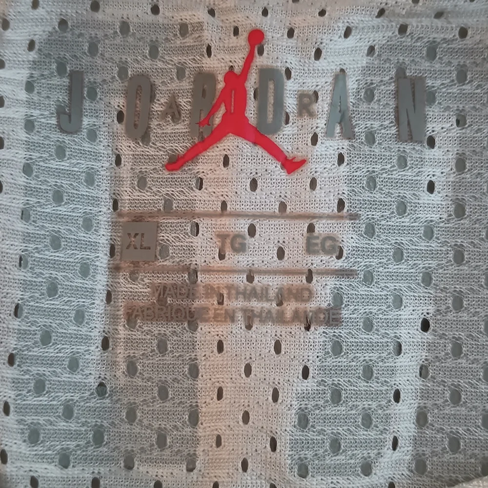 Air Jordan Jersey - Picture 4 of 4